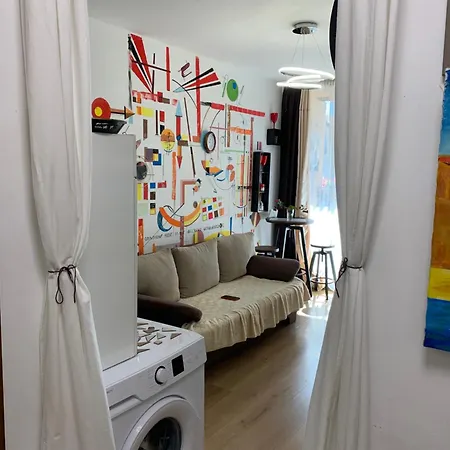 Sunny View South мир авангарда