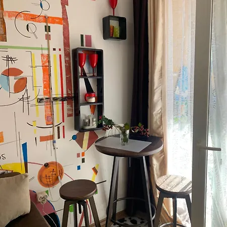 Sunny View South мир авангарда Apartament