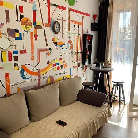 Apartman Sunny View South мир авангарда Napospart